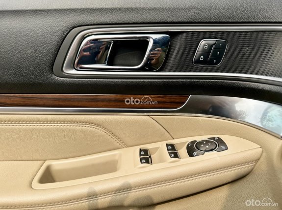 Ford Explorer 2.3L Ecoboost 2017 - 1 chủ từ đầu giá tốt nhất biển Hà Nội