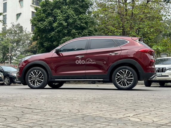 Hyundai Tucson 2.0 Đặc biệt 2020 - Cần bán lại xe màu đỏ