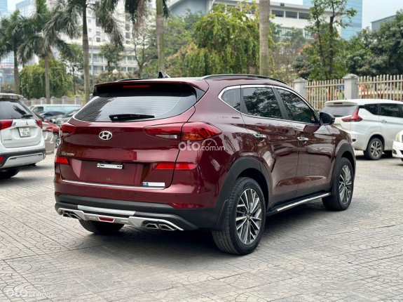 Hyundai Tucson 2.0 Đặc biệt 2020 - Cần bán lại xe màu đỏ