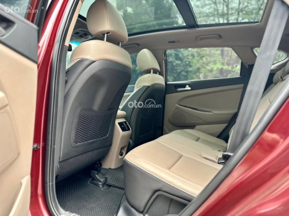 Hyundai Tucson 2.0 Đặc biệt 2020 - Cần bán lại xe màu đỏ