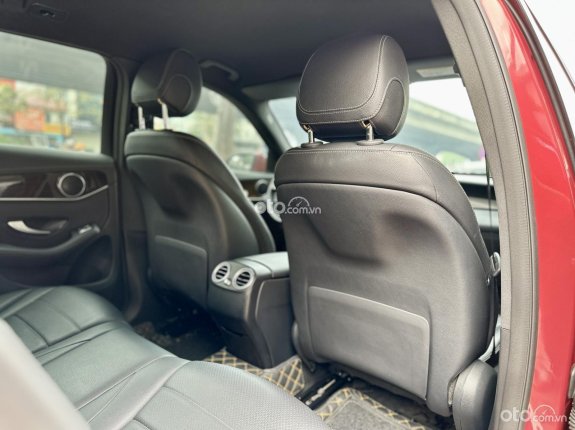 Mercedes-Benz GLC 200 2018 - 1 chủ từ mới siêu chất