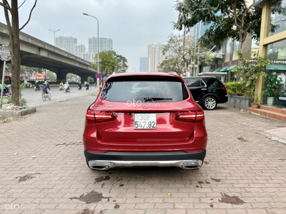 Mercedes-Benz GLC 200 2018 - 1 chủ từ mới siêu chất