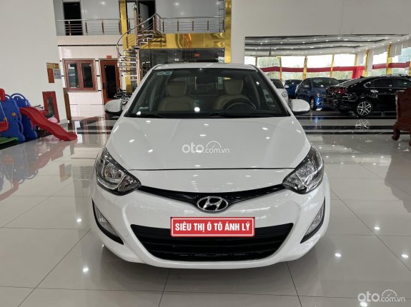 Hyundai i20 1.4 AT 2013 - Đăng ký lần đầu 2015, nhập khẩu số tự động