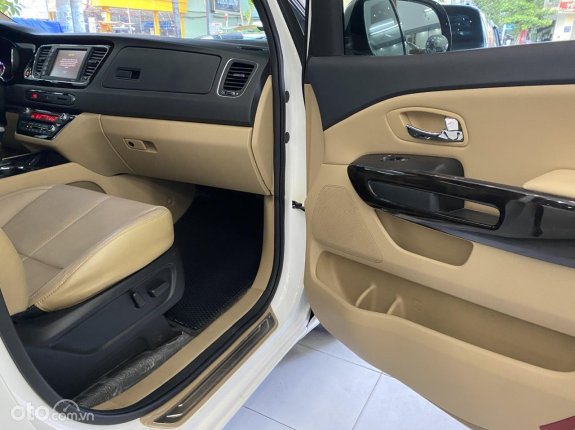 Kia Sedona 2.2 Platinum D 2019 - Máy dầu bản full