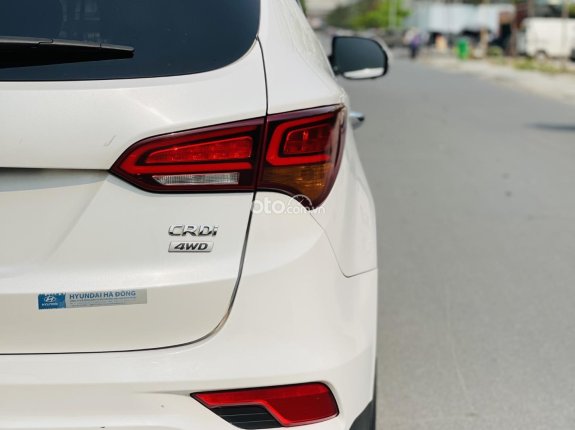 Hyundai Santa Fe 2.2L Dầu Cao cấp 2016 - Đăng ký lần đầu 2016, nhập khẩu, giá 780tr