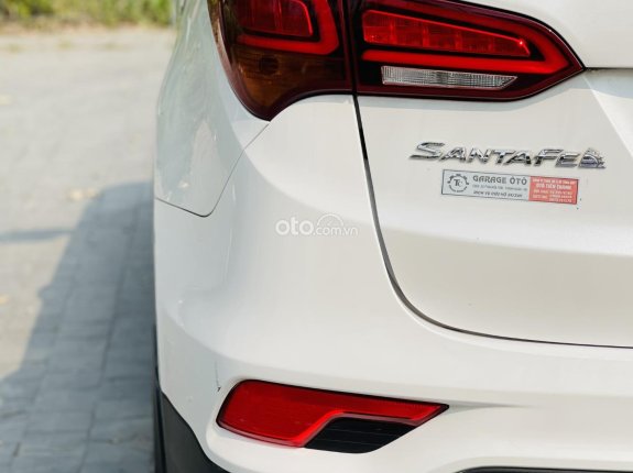 Hyundai Santa Fe 2.2L Dầu Cao cấp 2016 - Đăng ký lần đầu 2016, nhập khẩu, giá 780tr