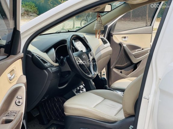 Hyundai Santa Fe 2.2L Dầu Cao cấp 2016 - Đăng ký lần đầu 2016, nhập khẩu, giá 780tr