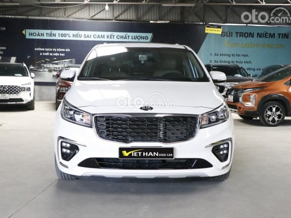 Kia Sedona Phiên bản khác 2020 - Màu trắng, giá cực tốt