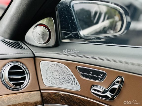 Mercedes-Benz S500 2015 - Biển thành phố