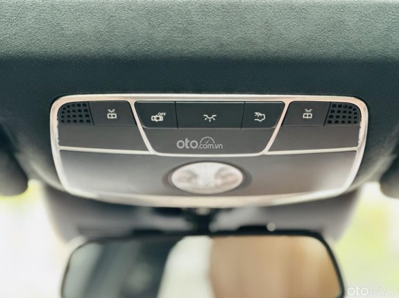 Mercedes-Benz S500 2015 - Biển thành phố