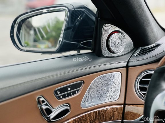 Mercedes-Benz S500 2015 - Biển thành phố