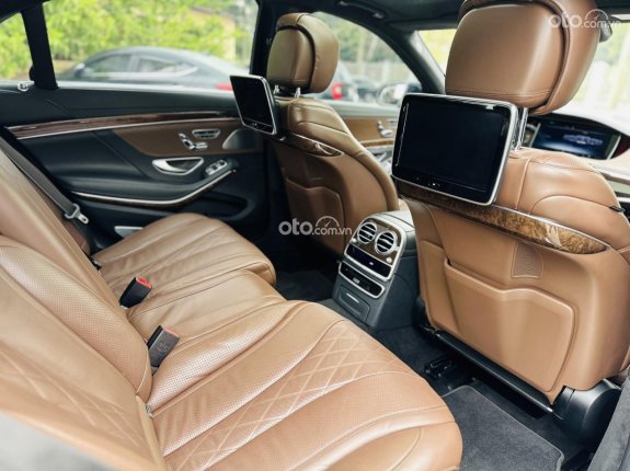 Mercedes-Benz S500 2015 - Biển thành phố