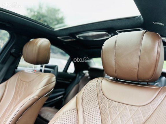 Mercedes-Benz S500 2015 - Biển thành phố