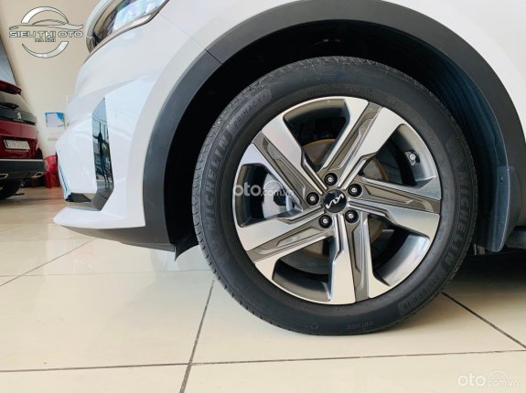 Kia Sorento 2022 - Xe cực mới, máy dầu, có hỗ trợ ngân hàng
