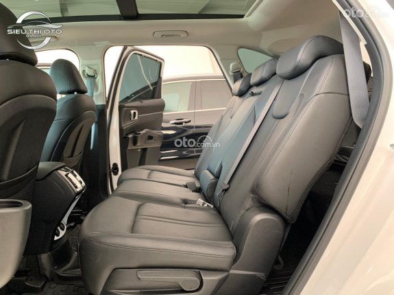 Kia Sorento 2022 - Xe cực mới, máy dầu, có hỗ trợ ngân hàng