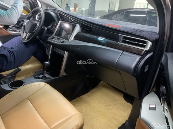 Toyota Innova 2.0G 2020 - Xuất hóa đơn cao
