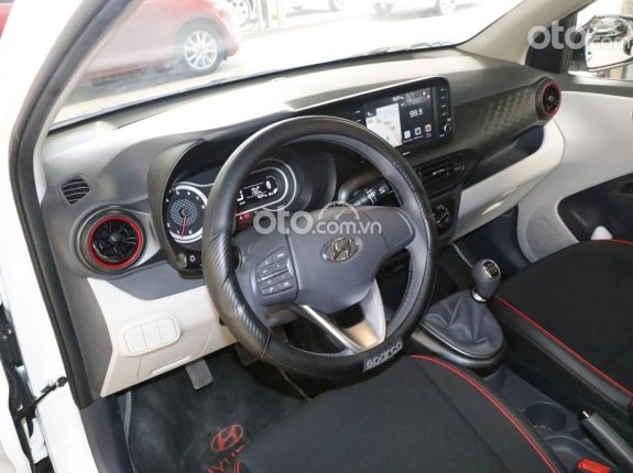 Hyundai Grand i10 Sedan 1.2 AT 2022 - Bản Full