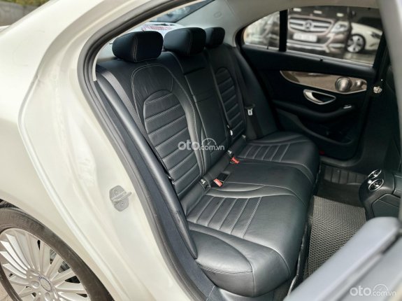 Mercedes-Benz C250 Exclusive 2016 - Model 2016, màu trắng, giá tốt