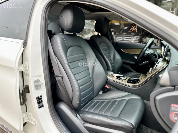 Mercedes-Benz C250 Exclusive 2016 - Model 2016, màu trắng, giá tốt