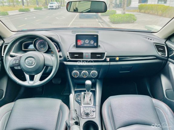 Mazda 3 1.5 Hatchback 2016 - Màu đỏ cực đẹp