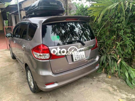 Bán xe Suzuki Ettiga đăng kí và sản xuất 2017 stđ