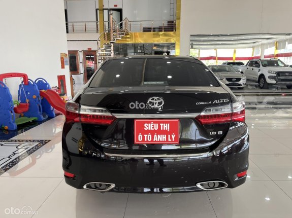 Toyota Corolla Altis 1.8E MT 2019 - Số sàn bản đẹp, xe không lỗi nhỏ, keo chỉ zin, không 1 giọt sơn ngoài