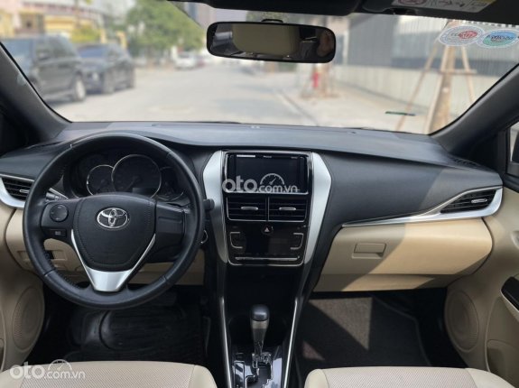 Toyota Yaris 1.5G 2018 - Xe còn mới giá 555tr