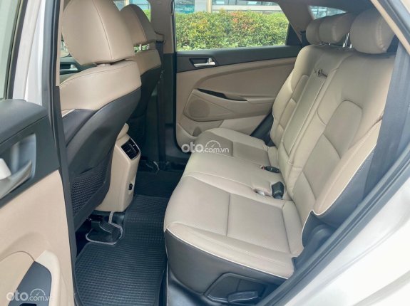 Hyundai Tucson 2.0 Tiêu chuẩn 2020 - Đăng ký lần đầu 2020 còn mới, giá chỉ 738tr