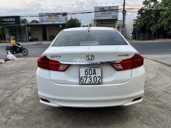 Honda City 1.5 CVT 2016 - Cần bán xe gia đình giá tốt 415tr