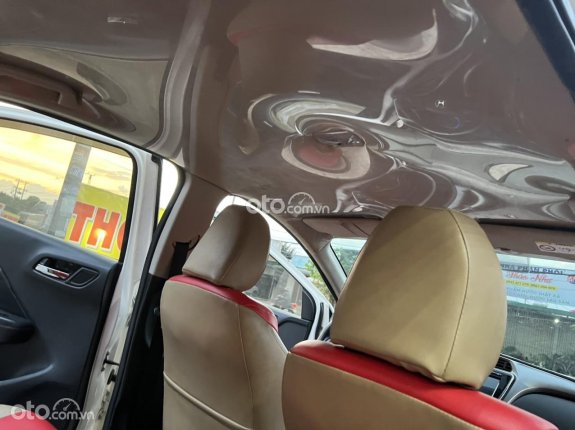 Honda City 1.5 CVT 2016 - Cần bán xe gia đình giá tốt 415tr