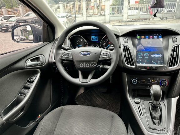 Ford Focus 2019 - Bán xe đăng ký lần đầu 2019, xe gia đình, giá chỉ 425tr