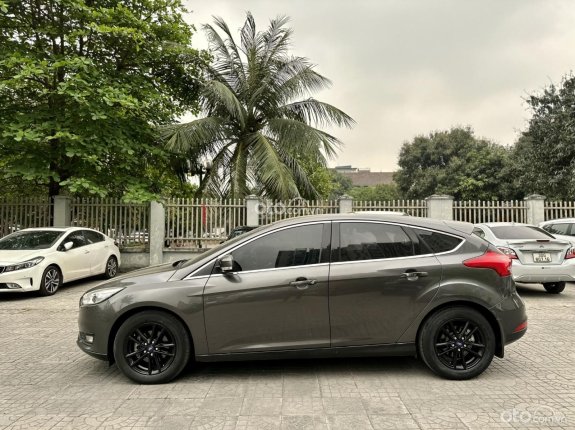 Ford Focus 2019 - Bán xe đăng ký lần đầu 2019, xe gia đình, giá chỉ 425tr