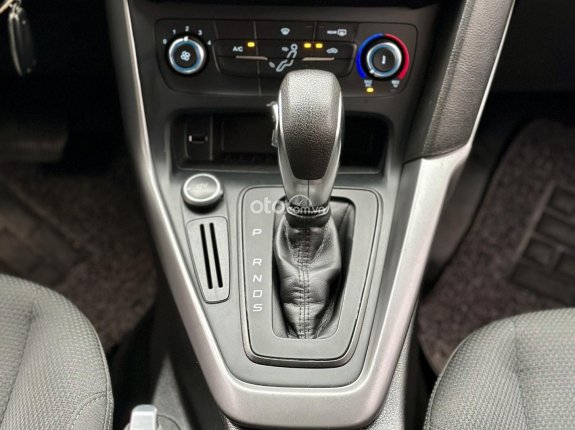 Ford Focus 2019 - Bán xe đăng ký lần đầu 2019, xe gia đình, giá chỉ 425tr