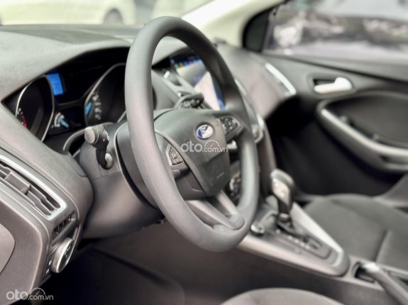 Ford Focus 2019 - Bán xe đăng ký lần đầu 2019, xe gia đình, giá chỉ 425tr