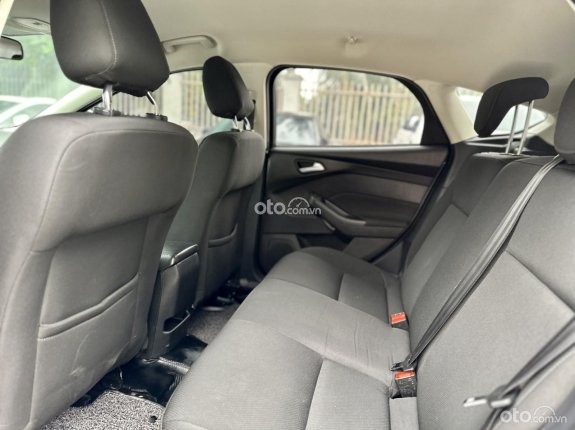 Ford Focus 2019 - Bán xe đăng ký lần đầu 2019, xe gia đình, giá chỉ 425tr