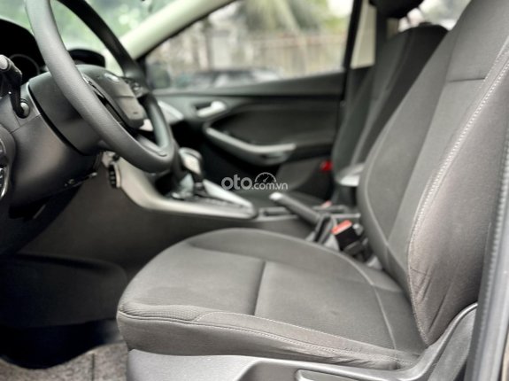 Ford Focus 2019 - Bán xe đăng ký lần đầu 2019, xe gia đình, giá chỉ 425tr