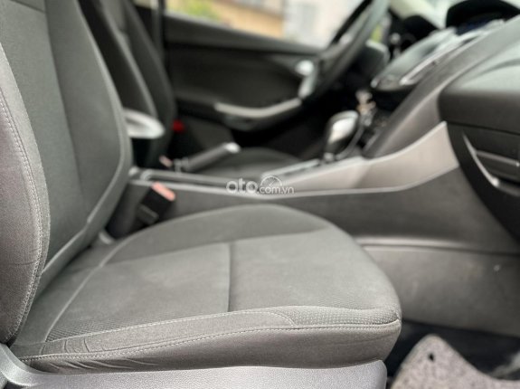 Ford Focus 2019 - Bán xe đăng ký lần đầu 2019, xe gia đình, giá chỉ 425tr