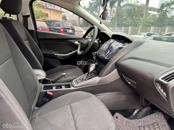 Ford Focus 2019 - Bán xe đăng ký lần đầu 2019, xe gia đình, giá chỉ 425tr