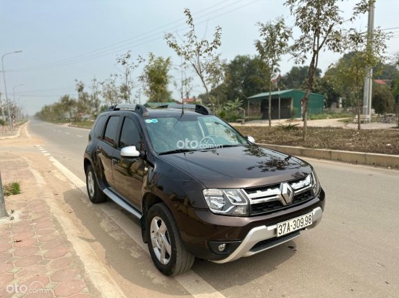 Renault Duster 2.0L-4AT 2016 - Xe gia đình giá 320tr