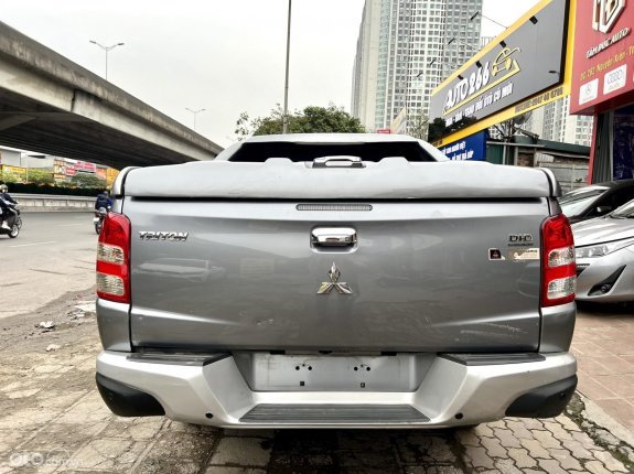 Mitsubishi Triton 4×4 AT MIVEC 2017 - Xe màu xám, 490tr