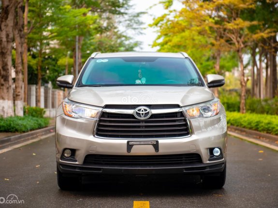 Toyota Highlander 2.7L LE 2016 - Xe nhập Mỹ