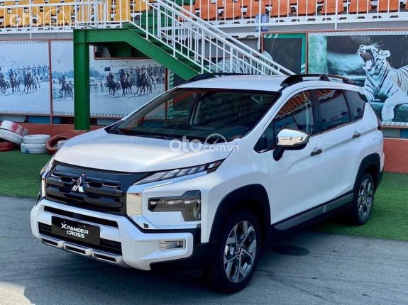 Mitsubishi Xpander Cross 1.5 AT 2023 - Màu trắng, hỗ trợ lên đến 100% phí trước bạ