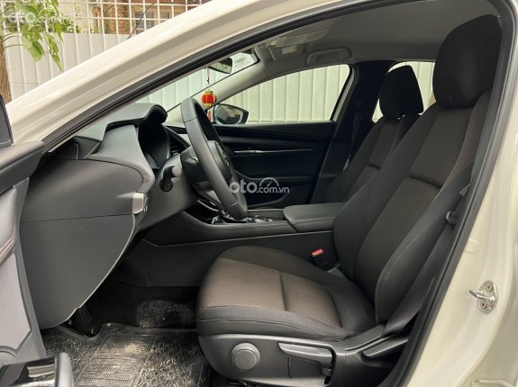 Mazda 3 Sedan 1.5L Deluxe 2021 - Giá còn cực tốt