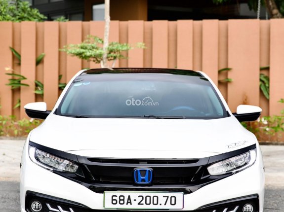 Date cuối 2021, odo chỉ 18.000 km, nhập Thái, cực siêu mới