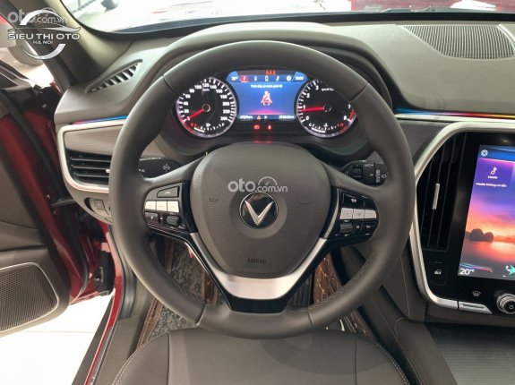 VinFast LUX SA2.0 2022 - Xe cực mới, đẹp như hãng, bao test hãng, odo chỉ mới 4.000km