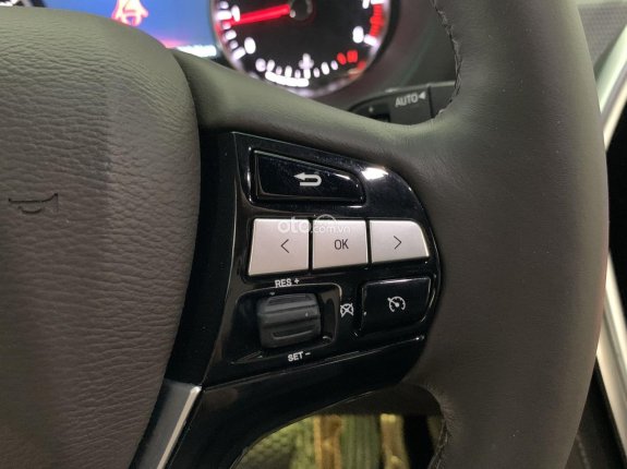 VinFast LUX SA2.0 2022 - Xe cực mới, đẹp như hãng, bao test hãng, odo chỉ mới 4.000km