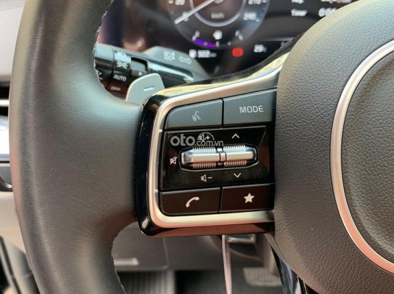 Kia Carnival 2022 - Biển thành phố, xe mới như hãng, odo chuẩn 11.600km, cực đẹp