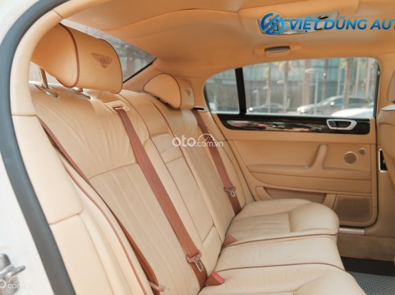 Bentley Flying Spur 2011 - Model 2012