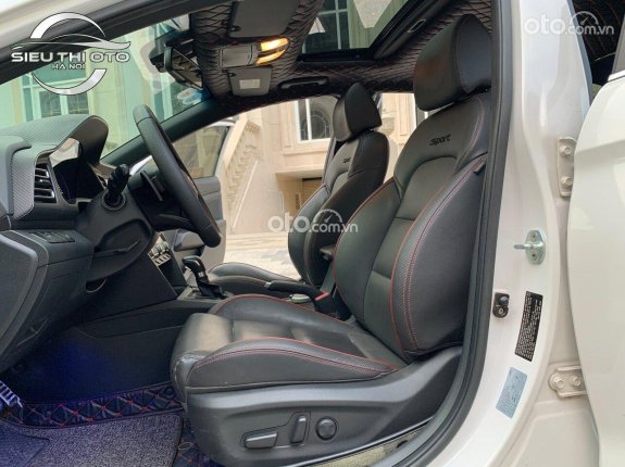 Hyundai Elantra 2020 - Xe cực đẹp, xe gia đình đi như mới, có hỗ trợ ngân hàng