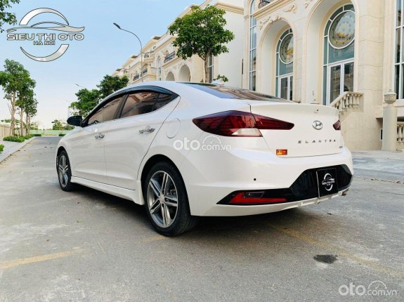 Hyundai Elantra 2020 - Xe cực đẹp, xe gia đình đi như mới, có hỗ trợ ngân hàng